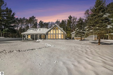 Houghton Lake Home For Sale in Prudenville Michigan