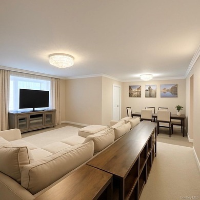 Welcome home to this sun-filled and inviting 2-bedroom residence - photo 7