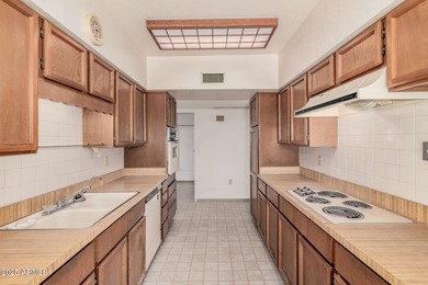 2 bedroom, 2 bathroom, 1,512' sq ft, one-level townhome in the