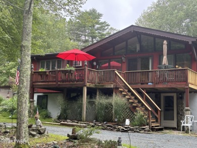 Lake Home For Sale in Hawley, Pennsylvania