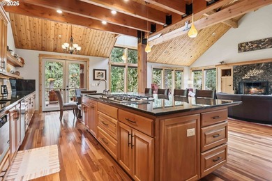 Exceptional Kalama River estate on 2.76 private acres with - photo 14