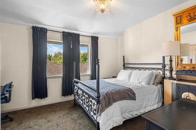 Experience the best of lake living in one of Hickory Creek's - photo 26