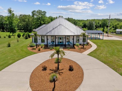 Lake Home For Sale in Decaturville, Tennessee