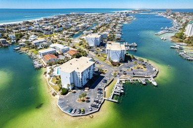 DON'T MISS THIS OPPORTUNITY TO OWN THIS SPACIOUS HARBOR-FRONT - photo 38