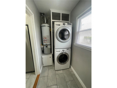 Great location to live in one and rent the other or rent out - photo 39