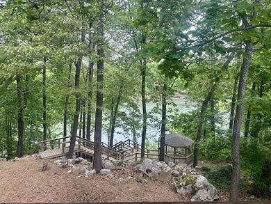 Indulge in the River Lifestyle! This beautiful waterfront home - photo 44