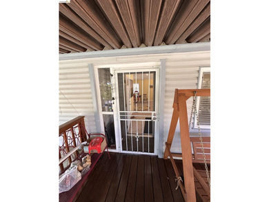 Welcome to this beautifully updated 2-bd., 2 full bath - photo 8
