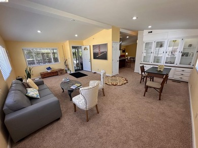 Welcome to this beautifully updated 2-bd., 2 full bath - photo 10