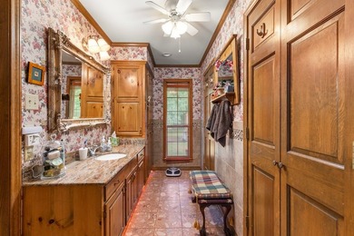 Amazing and well-kept Northfork Estates 4BR 3.5BTH brick home - photo 15