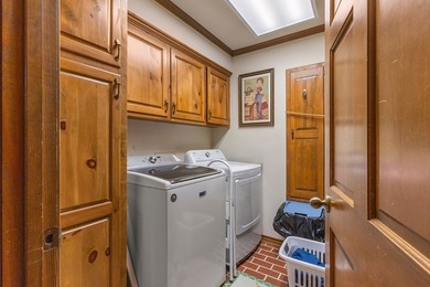 Amazing and well-kept Northfork Estates 4BR 3.5BTH brick home - photo 23