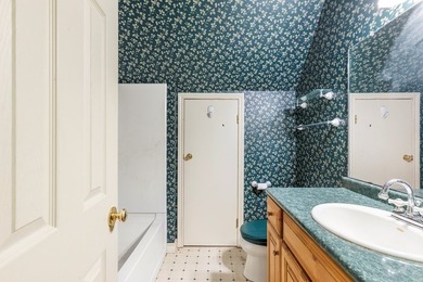 Amazing and well-kept Northfork Estates 4BR 3.5BTH brick home - photo 27