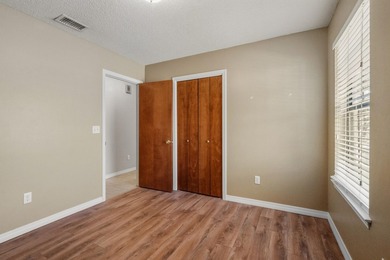 HUGE PRICE REDUCTION! Welcome home to this beautifully renovated - photo 42