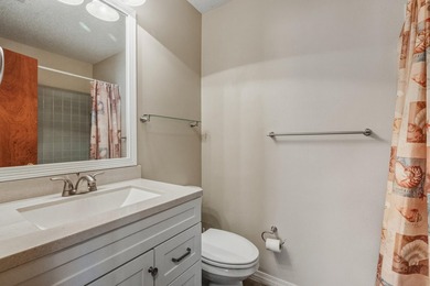 HUGE PRICE REDUCTION! Welcome home to this beautifully renovated - photo 44