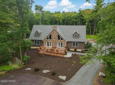 Lake Wallenpaupack Home For Sale in Tafton Pennsylvania