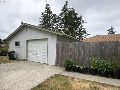 This 3 bedroom, 2 bath home is situated on a spacious in-town - photo 5