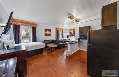 Excellent opportunity to acquire a bay front 50 room hotel in a - photo 11