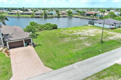 Cape Coral Lakes Area Lot For Sale in Cape Coral Florida