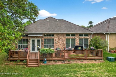 Beautiful golf course home located in the sought-after Fairway - photo 35