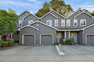Tucked away in a centrally located, intimate neighborhood, 6 - photo 1