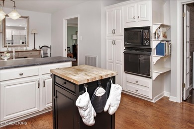 Enjoy stunning panoramic lake and mountain views from your own - photo 9