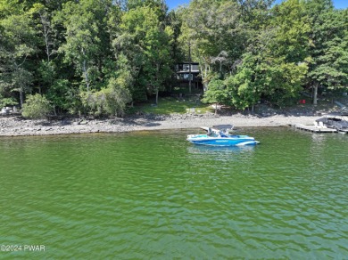 Lake Wallenpaupack Home Sale Pending in Lakeville Pennsylvania