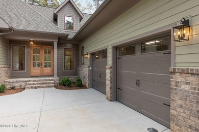 Nestled on a quiet cul-de-sac in Forest Creek Golf Club, this - photo 5