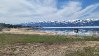 Cascade Lakeview Lot. Tucked at the end of a quiet cul-de-sac - photo 11