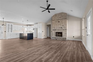 Stunning New Construction on 1.09 Acres!
This newly built