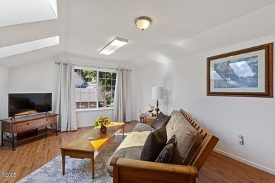 Beautiful 3-Bedroom Home in the Heart of Lincoln City Move right - photo 25