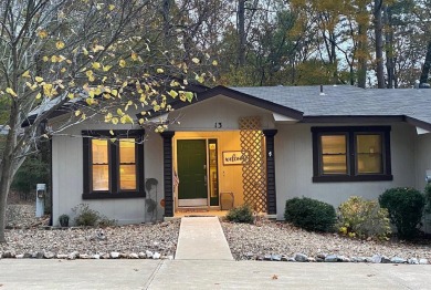 Lake Townhome/Townhouse For Sale in Hot Springs Village, Arkansas