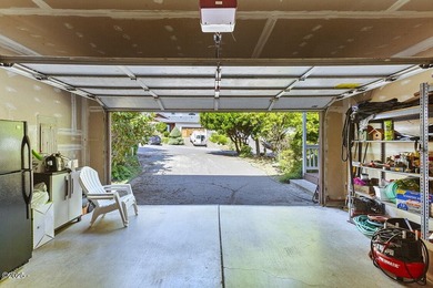 Beautiful 3-Bedroom Home in the Heart of Lincoln City Move right - photo 32