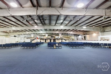 Location, Location, Location! This expansive 25,200 sq - photo 36