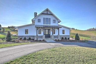 Situated in a prestigious neighborhood, this bespoke - photo 2