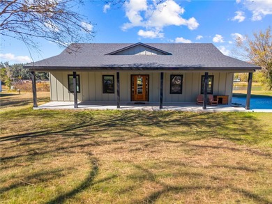 (private lake, pond, coastal) Home For Sale in ST Cloud Florida