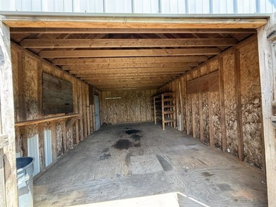 Country Living with Modern Style on nearly an acre! Welcome home - photo 17