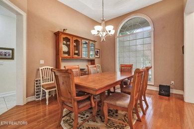 Experience luxury golf course living in this entertainer's dream - photo 9