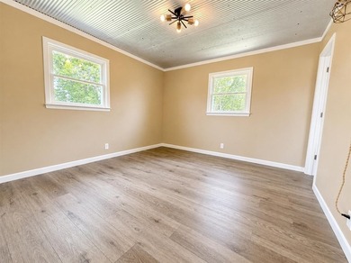 Country Living with Modern Style on nearly an acre! Welcome home - photo 21