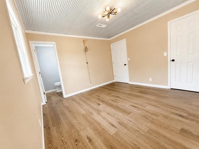 Country Living with Modern Style on nearly an acre! Welcome home - photo 22
