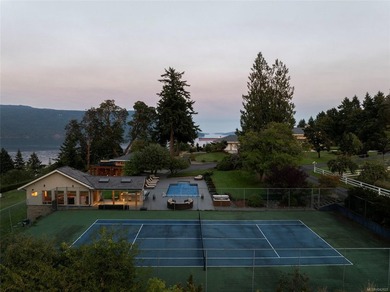 Discover your private paradise in the heart of Cowichan Bay, one - photo 8