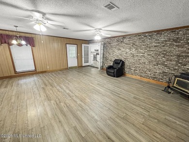 Located in a quiet country setting just minutes from town, 1560 - photo 4