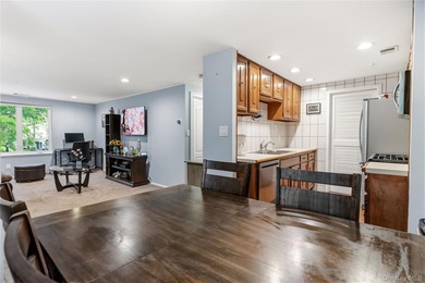 Welcome to this move-in ready Blair model second floor - photo 16