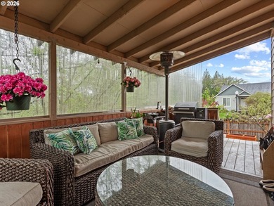 Well-maintained home sits on a premium greenbelt lot that is - photo 31