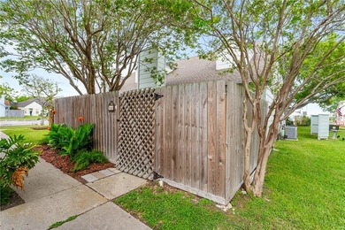 PRICE IMPROVED | THE MANSIONS TOWNHOMES | PRIVATE COURTYARD | 2 - photo 34