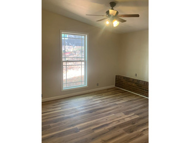 Spacious 3-bedroom, 2-bath home offering 2029 sq ft in a - photo 8