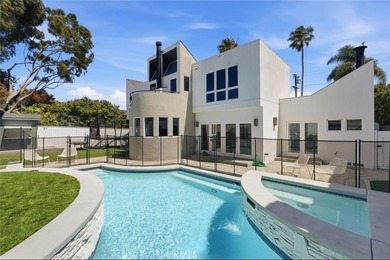 Exceptional Hill Section property on a rare 10,000 sq ft double - photo 1