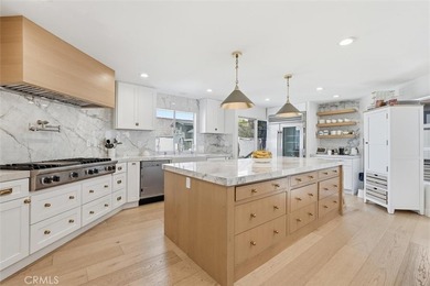 Exceptional Hill Section property on a rare 10,000 sq ft double - photo 2