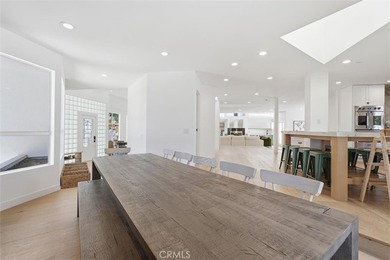 Exceptional Hill Section property on a rare 10,000 sq ft double - photo 4