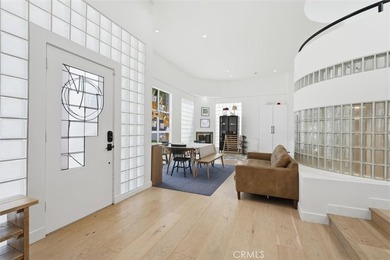 Exceptional Hill Section property on a rare 10,000 sq ft double - photo 6