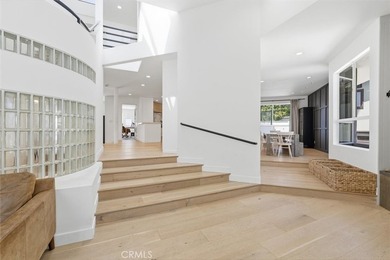 Exceptional Hill Section property on a rare 10,000 sq ft double - photo 7