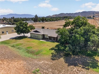 Unbelievable Opportunity on 18.6 Acres! Endless possibilities - photo 2